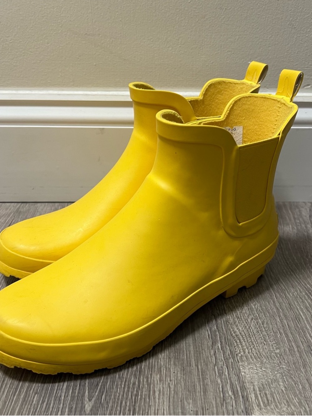 London Fog Wembley Yellow Chelsea Rain Boots